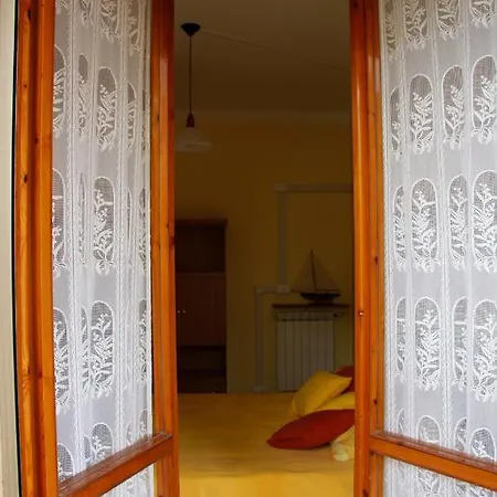 Apartment Interno 12 *