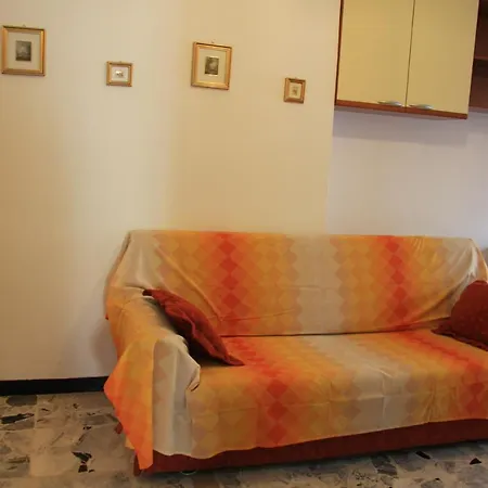 Interno 12 Varazze