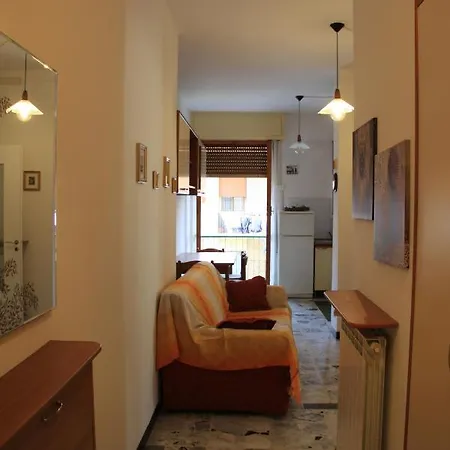 Interno 12 * Varazze