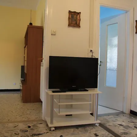 Interno 12 *